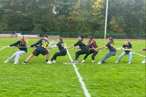  Students in Tug of War